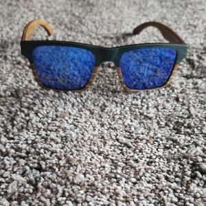 Modern Blue and Brown Sunglasses with Reflective Lenses